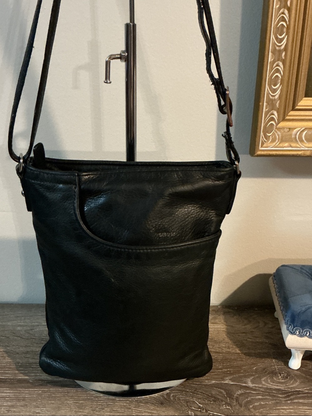Margot New York Deep Green Leather Crossbody Shoulder Bag GUC 8x10x1